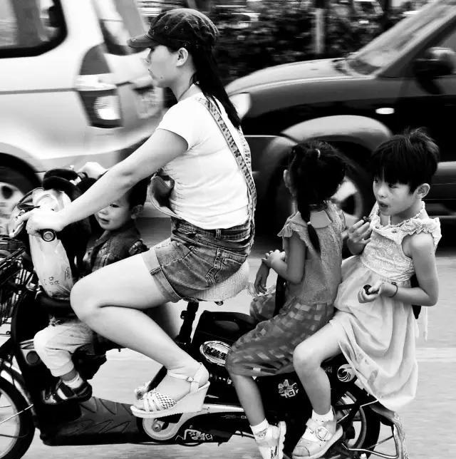 候車亭 公交候車亭 候車亭廠家 江蘇榮大